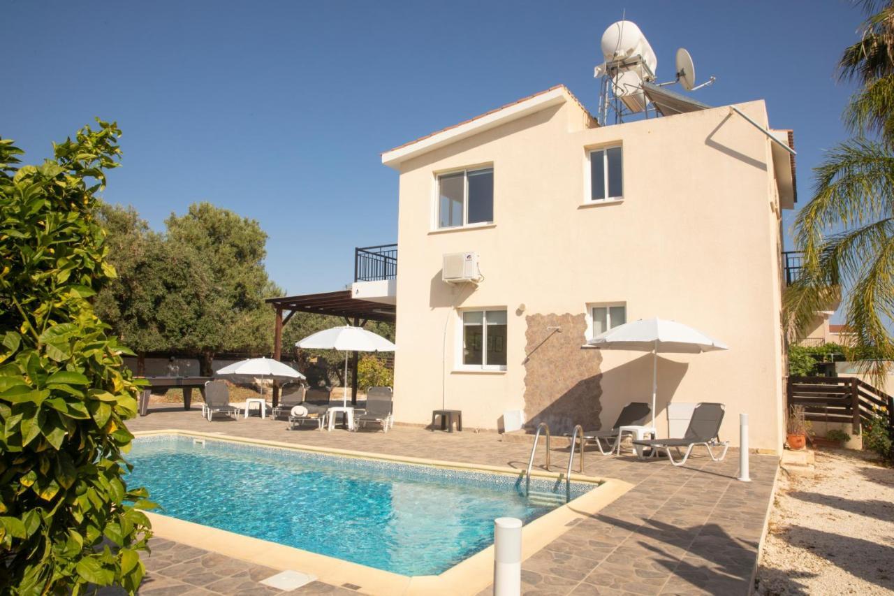 Gavalas Villa Peyia